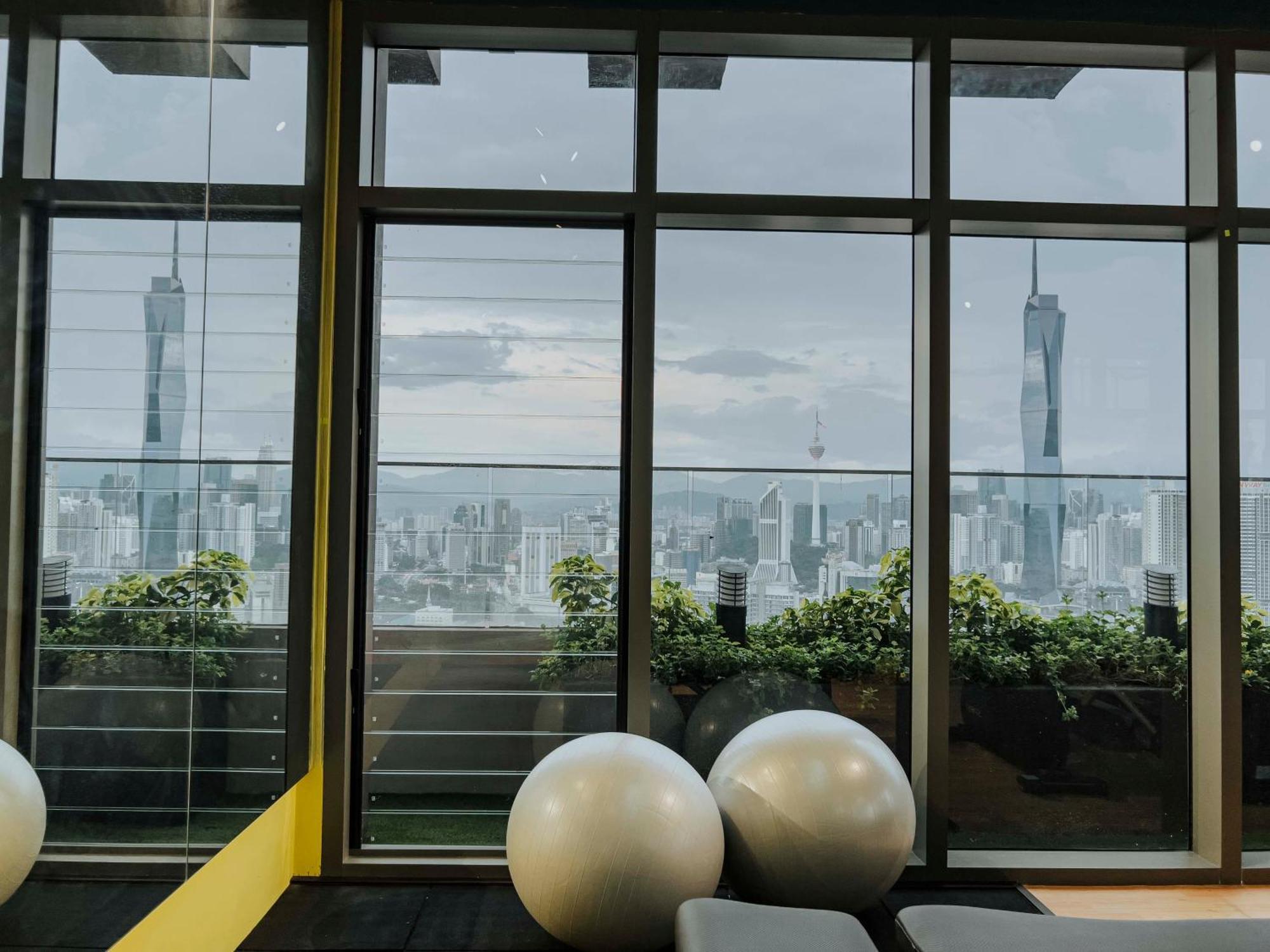 Sky Pool Suites Kl Sentral - Riveria City Kuala Lumpur Extérieur photo